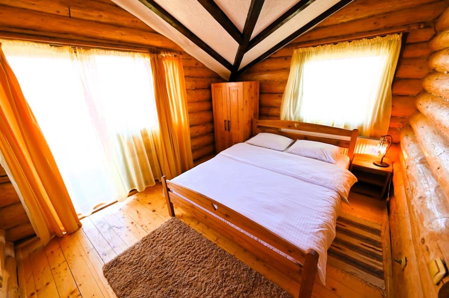 Casa De Lemn Villa Rîşnov Ngoại thất bức ảnh